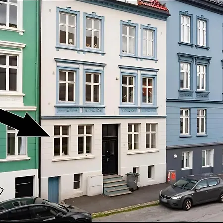 Charming Townhouse 아파트 베르겐